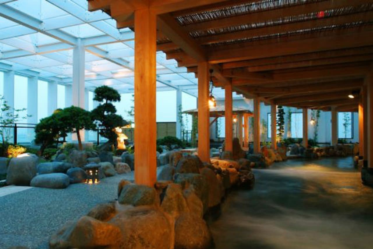 Yokohama Minato Mirai Manyo Club Onsen Experience - image 3