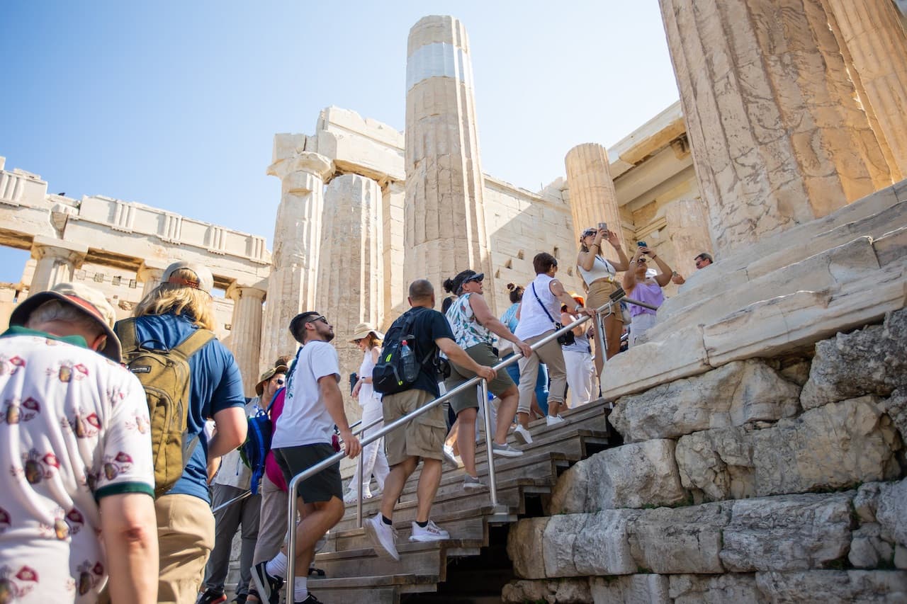 Acropolis and Acropolis Museum Morning Walking Tour - image 4