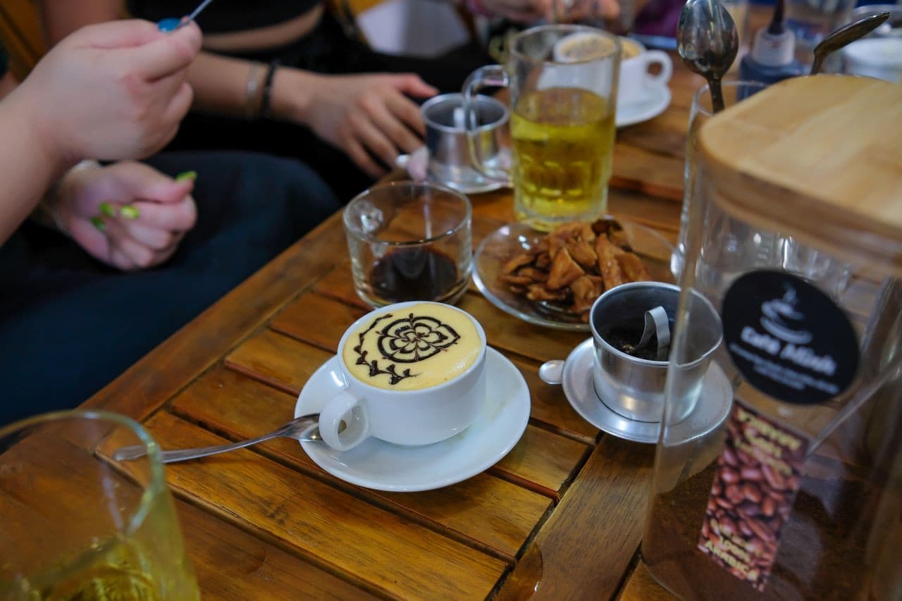 Hanoi Weekend Night Market and Street Food Tour - image 5