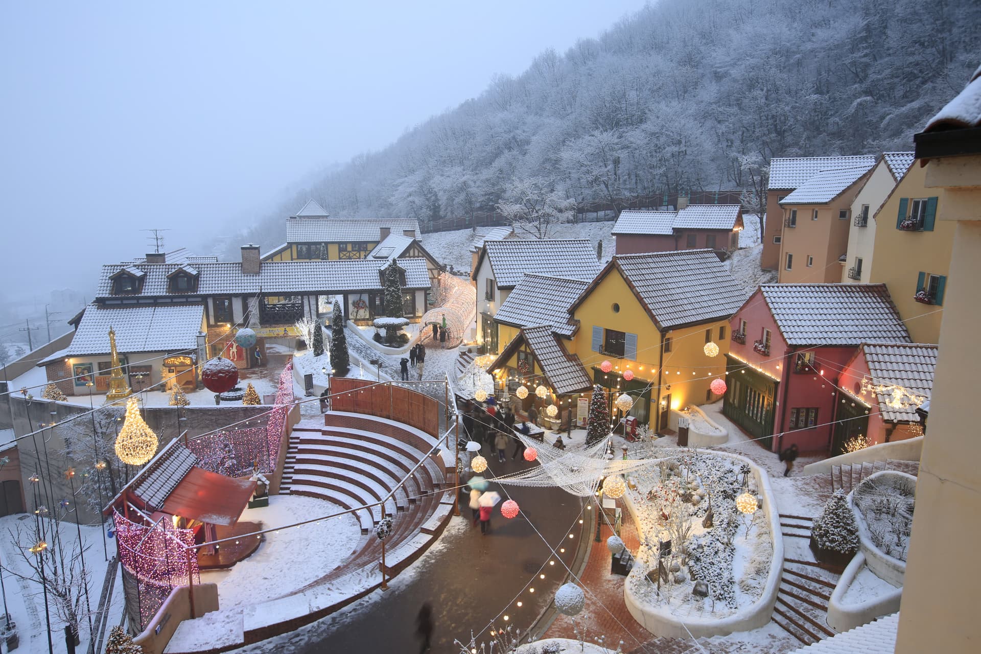 Nami Island, Petite France, Italian Village, and Gangchon Rail Bike Tour from Seoul - image 5