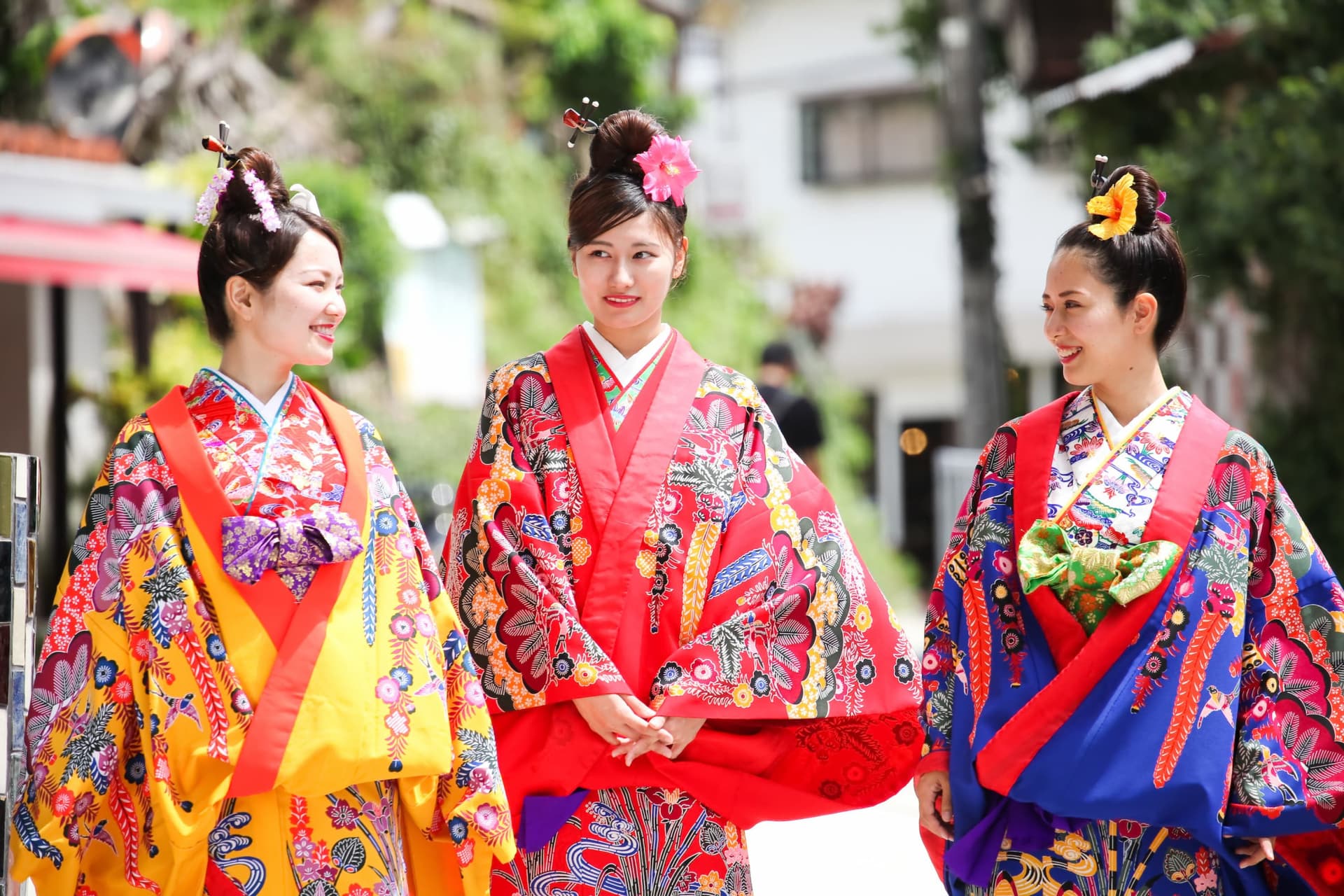 Kimono and Yukata Rental at Okinawa Chura Bijin Ryusou Studio - image 5