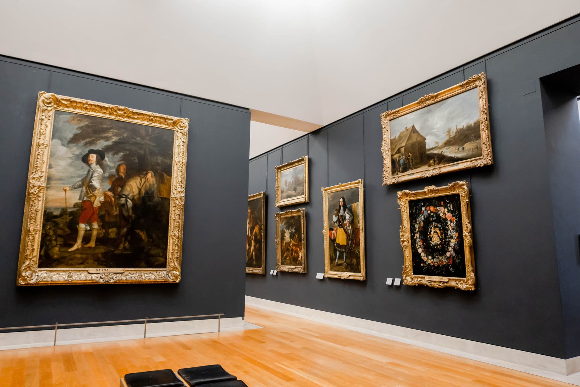 COMBO: Paris Museum Pass + Seine River Sightseeing Cruise by Bateaux Parisiens - main image